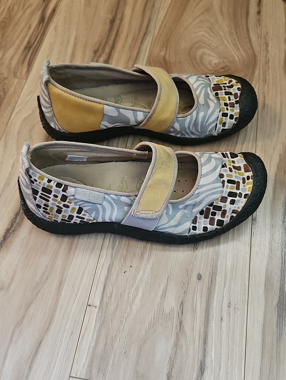 Keen Women's Yellow & Multicolor Pattern Mary Jane Flats